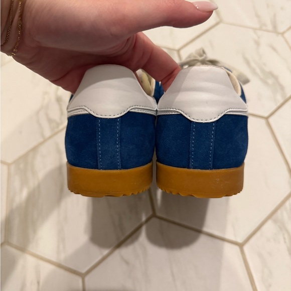 Gola Elan Sneaker in Blue - Women’s US 9 - Picture 6 of 9